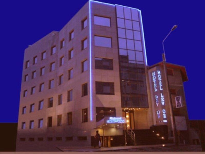 Kosher Hotel Lev Or Bukarest Exterior foto
